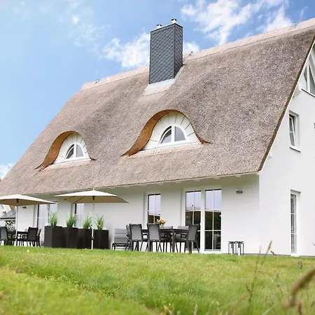 Reetidyll Am Haff Holiday home Pepelow